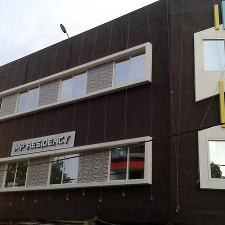 Mp Residency Hotel Ujjain Zewnętrze zdjęcie